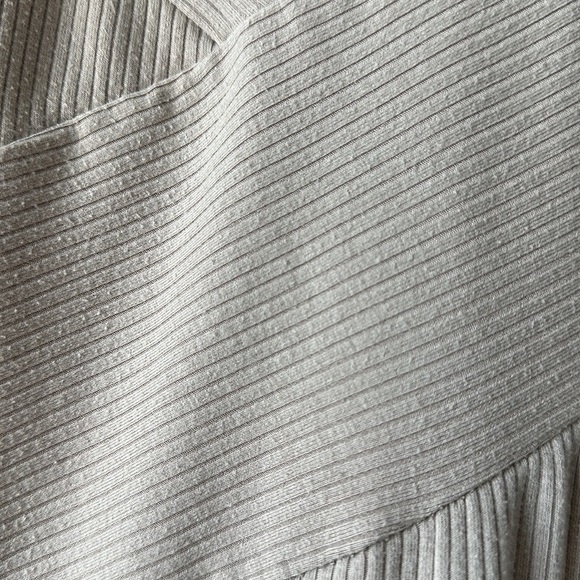 Dress - Picture 7 of 7